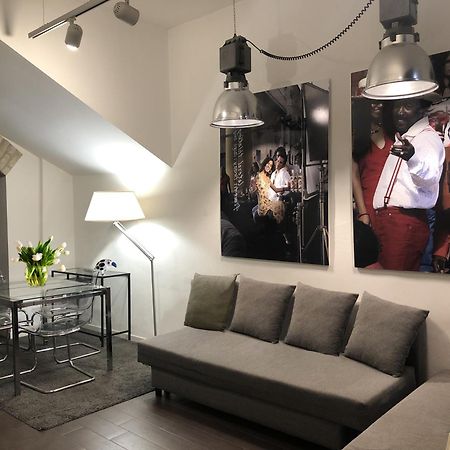 Apartamento Youhosty - Tadino G 19 Milán Exterior foto
